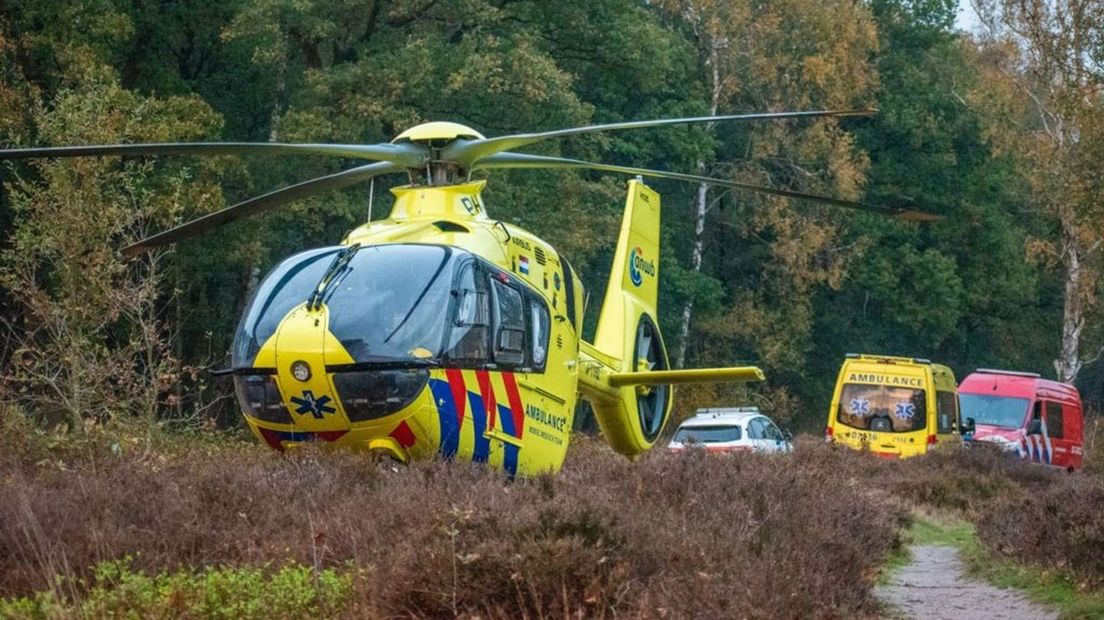 Hulpdiensten op de heide boven Doorwerth