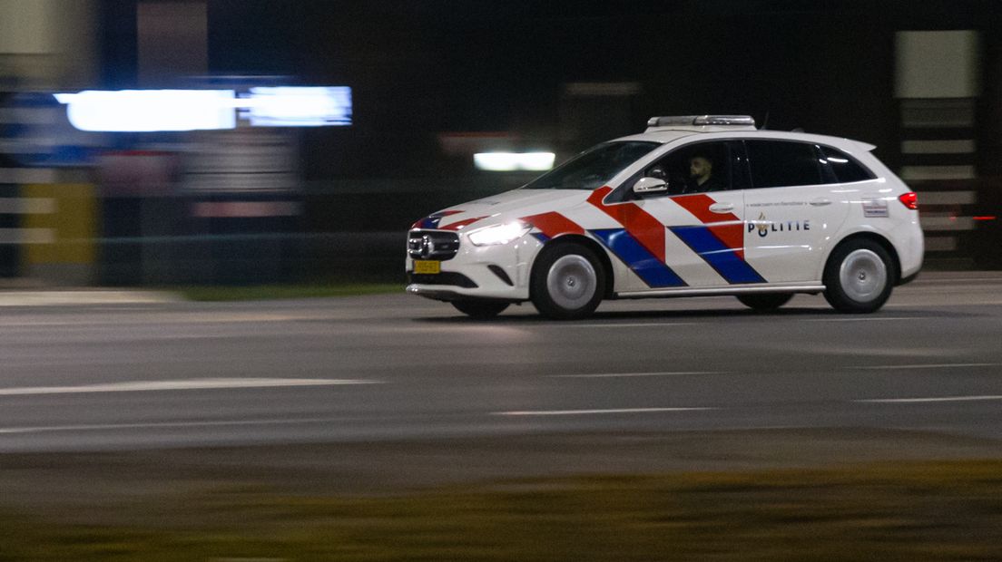 Dronken automobilist laat voetganger gewond achter