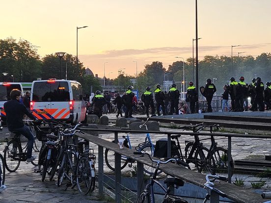 Politie roept FC Utrecht relschoppers op zich te melden