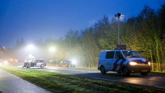 Dodelijk ongeluk bij Haaksbergen, man uit Emmen gewond. Dodelijk ongeluk bij Haaksbergen, man uit Emmen gewond.