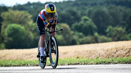 Van der Breggen verliest meer dan minuut in tijdrit Tour de Femmes Home