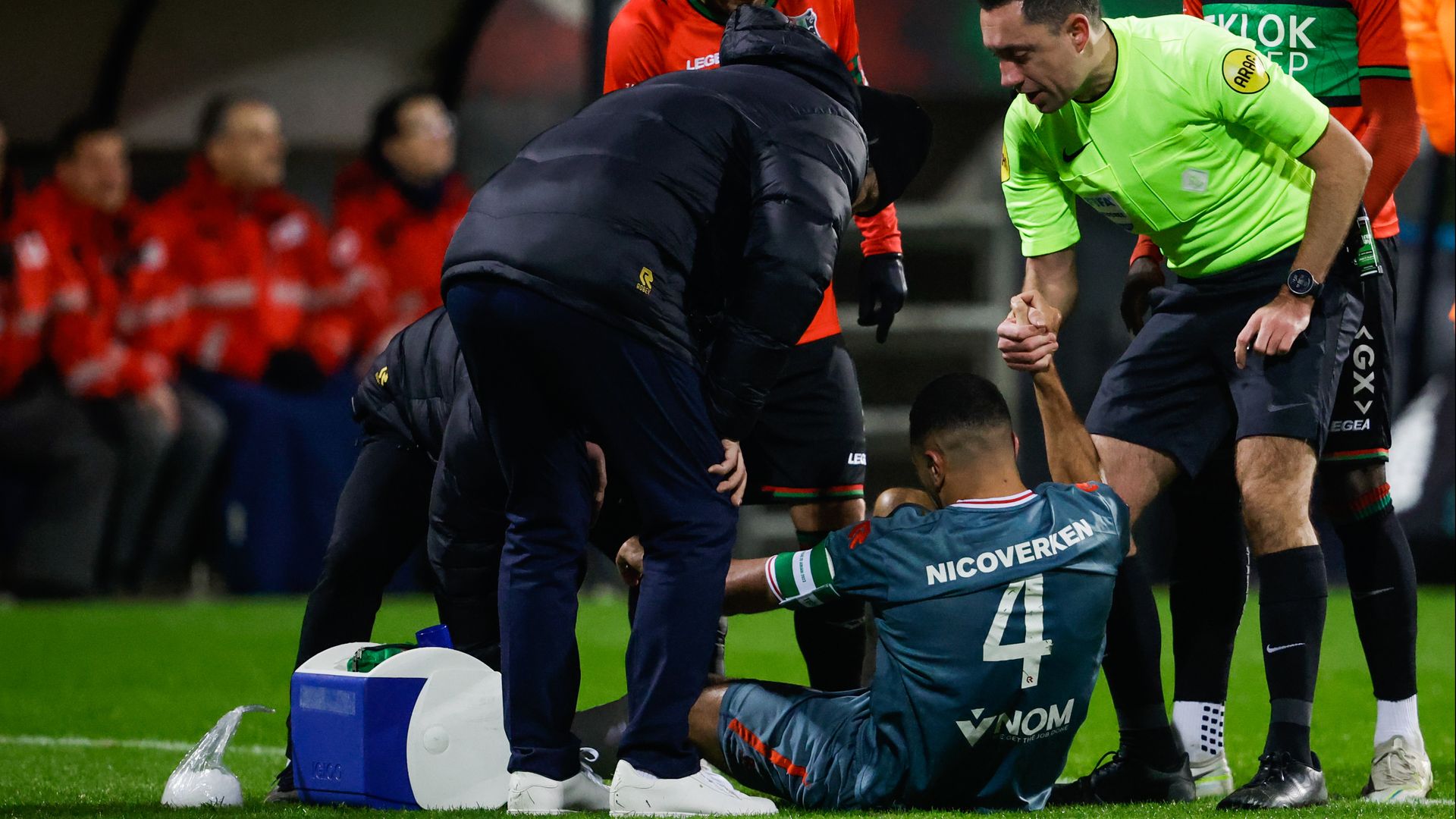 Sparta heeft het moeilijk en slikt weer eens een tegendoelpunt, maar pakt wel een punt bij NEC