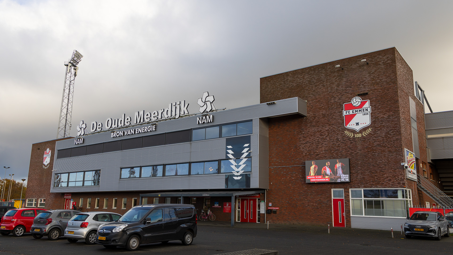 Weer streep door thuiswedstrijd FC Emmen, KNVB keurt veld af