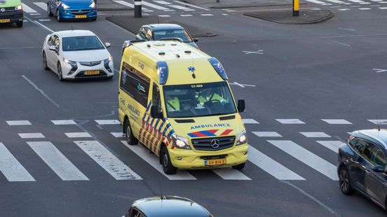 A20 dicht na ongeluk met 6 gewonden | Brand bij Leger des Heils in Rotterdam-IJsselmonde.