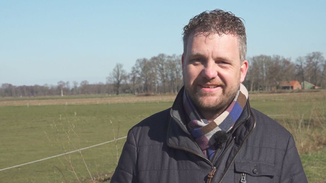 CDA-raadslid Thijs Oude Steenhof zag dat Noord-Oost Twente met acht windmolens minder toe kan.