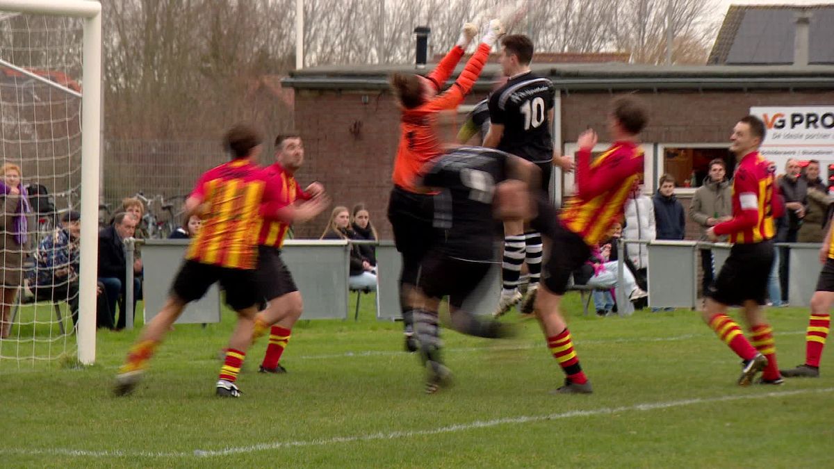 Fleur keept bij de mannen van Schoondijke 1