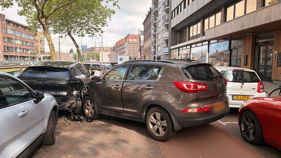 Bizarre overval: Overvaller en slachtoffer crashen onderweg naar pinautomaat Home