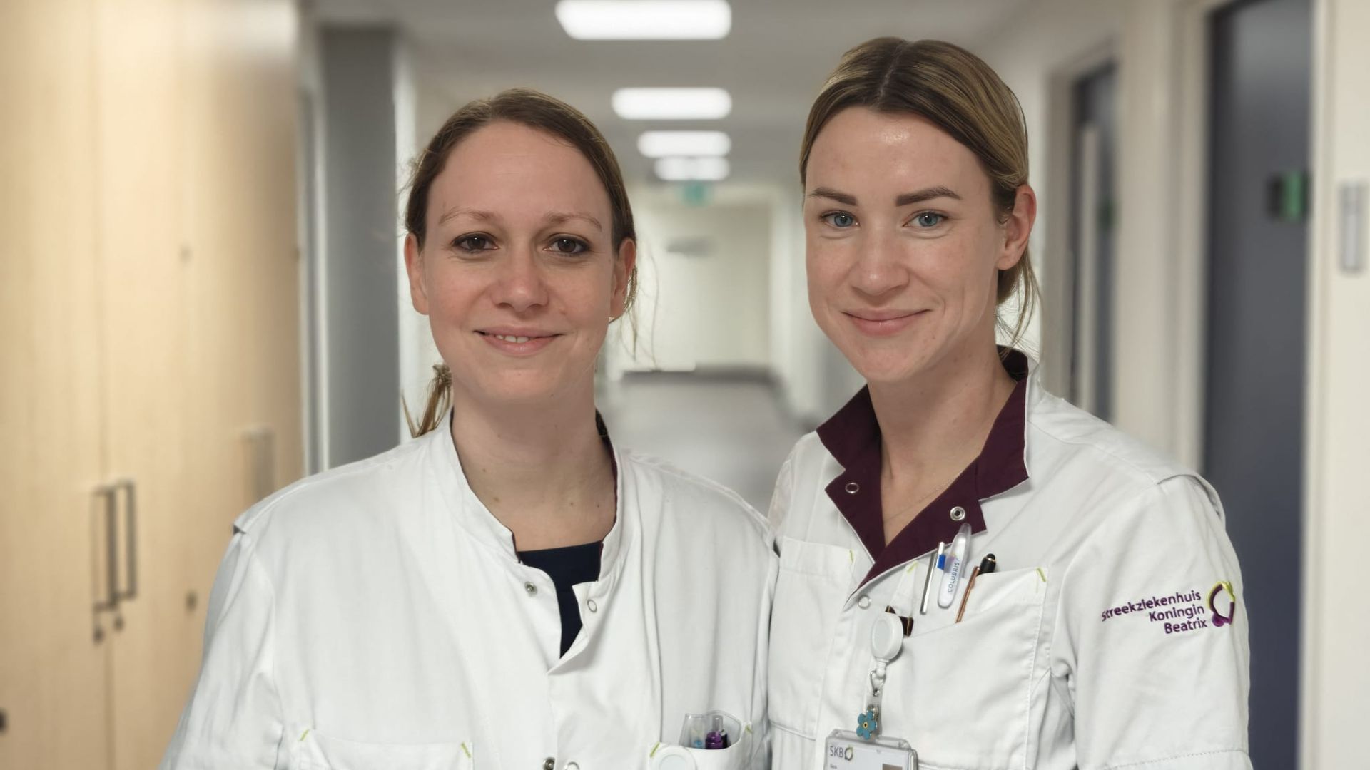 Op de foto v.l.n.r. Geriater Dr. Hendriks en geriatrisch verpleegkundige Sara Singadij-Gabriël.