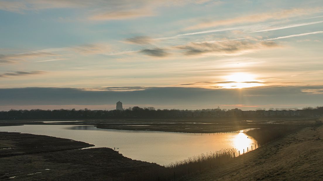 Zonsopkomst bij Zierikzee.