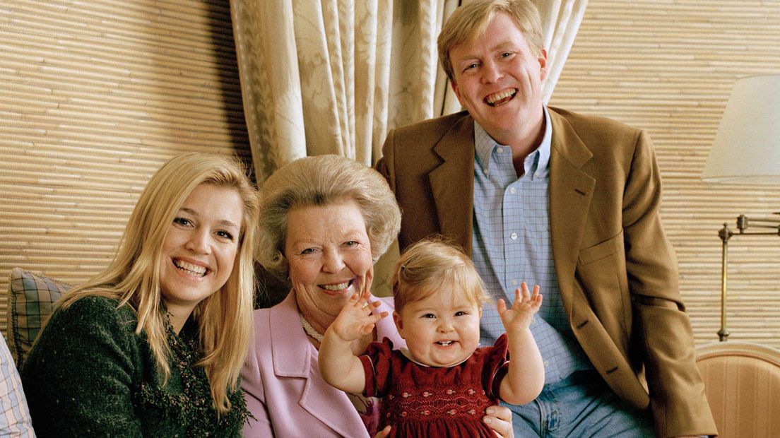 Prinses Amalia viert haar eerste verjaardag samen met haar ouders en prinses Beatrix
