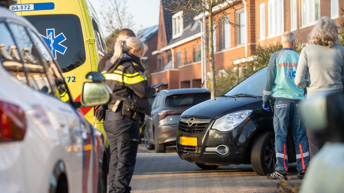 Fietser gewond bij aanrijding op kruising in Deventer