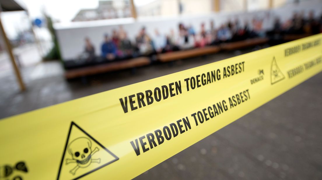 Drenthe komt met een speciale asbestsaneringslening (Rechten: ANP/Marcel van Hoorn)