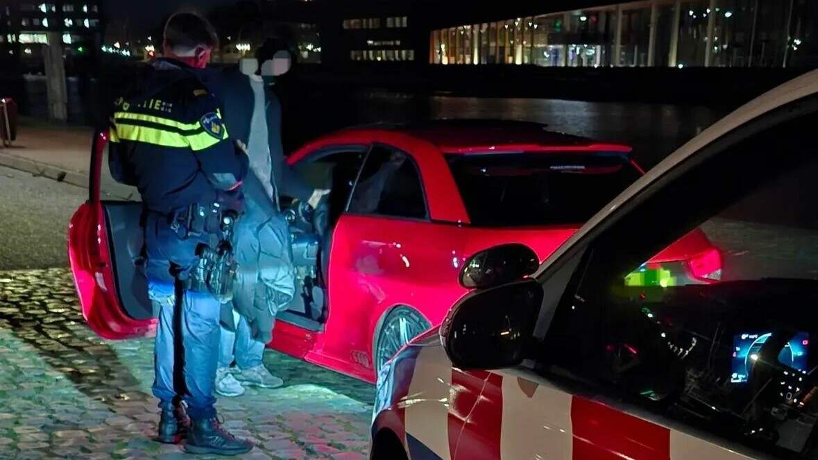 Drie snelheidsduivels kort na elkaar betrapt: rijbewijzen en auto in beslag genomen