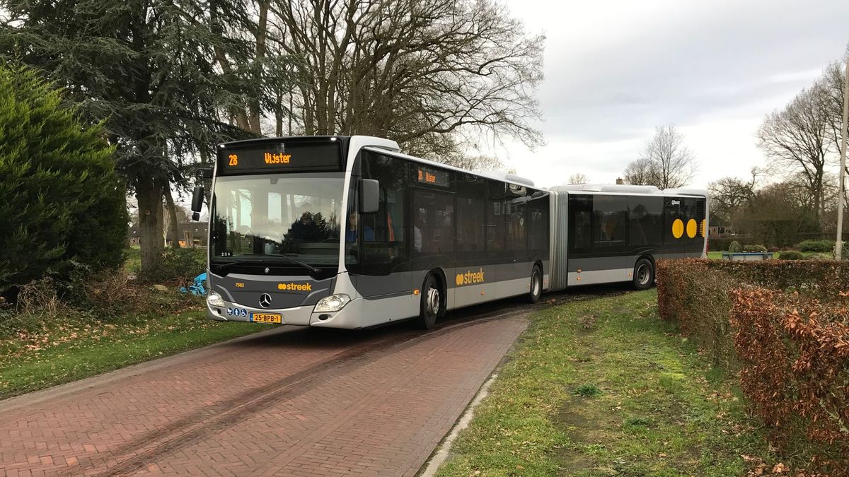Haltes langs N855 af, Lhee weer bereikbaar met openbaar vervoer