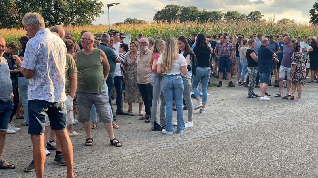 Honderden mensen donderdagavond in Albergen