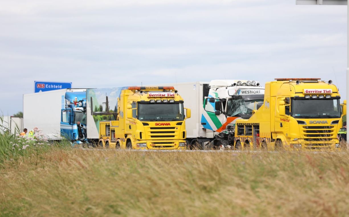 A15 Weer Open Na Ongeluk Met Vrachtwagens - Omroep Gelderland