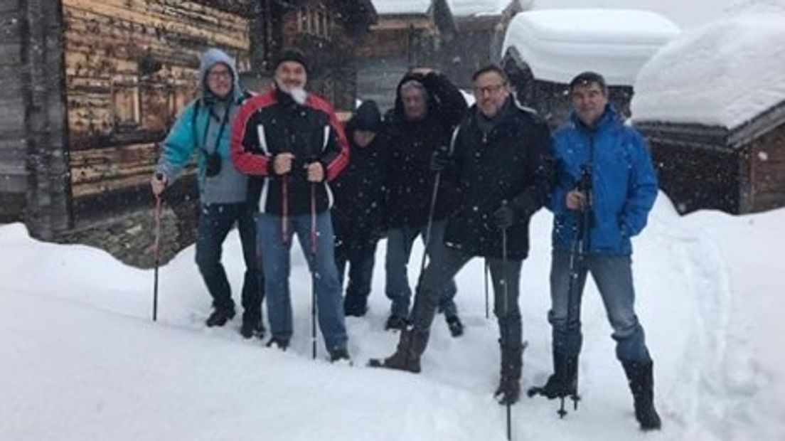Champagne Charlie viert jubileum in de sneeuw