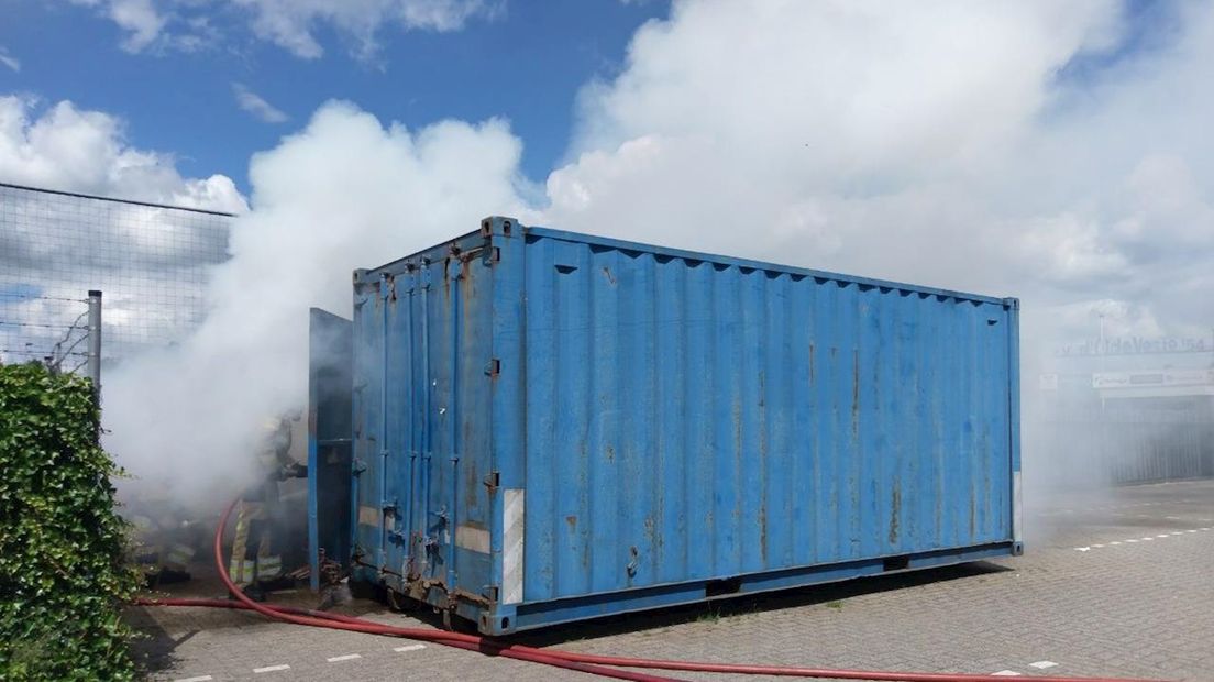 Brand in papiercontainer Olde Veste Steenwijk