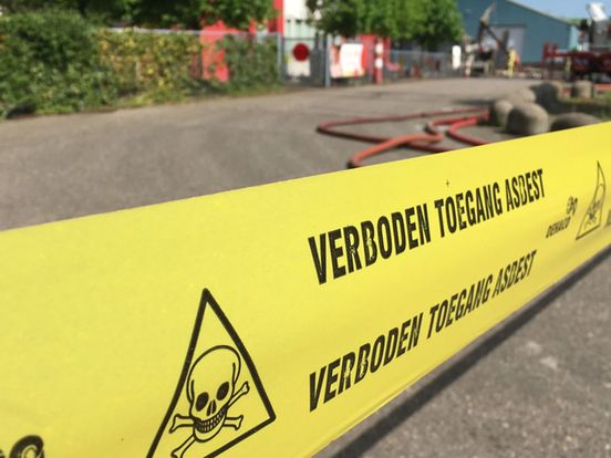 Arbeidsinspectie stopt bouwwerkzaamheden in Maarssen vanwege aanwezigheid asbest