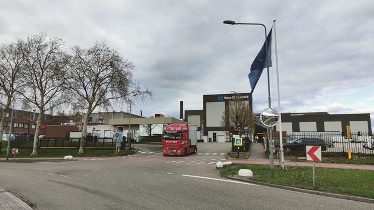 Gewonde bij bedrijfsongeval papierfabriek Roermond: arbeidsinspectie doet onderzoek