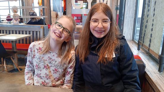 Norah (13) haalt wandelend geld op voor onderzoek naar ernstige ziekte zusje Home