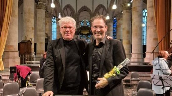 Twee dirigenten, één naam: Hans Leenders treedt op met… Hans Leenders Nieuws