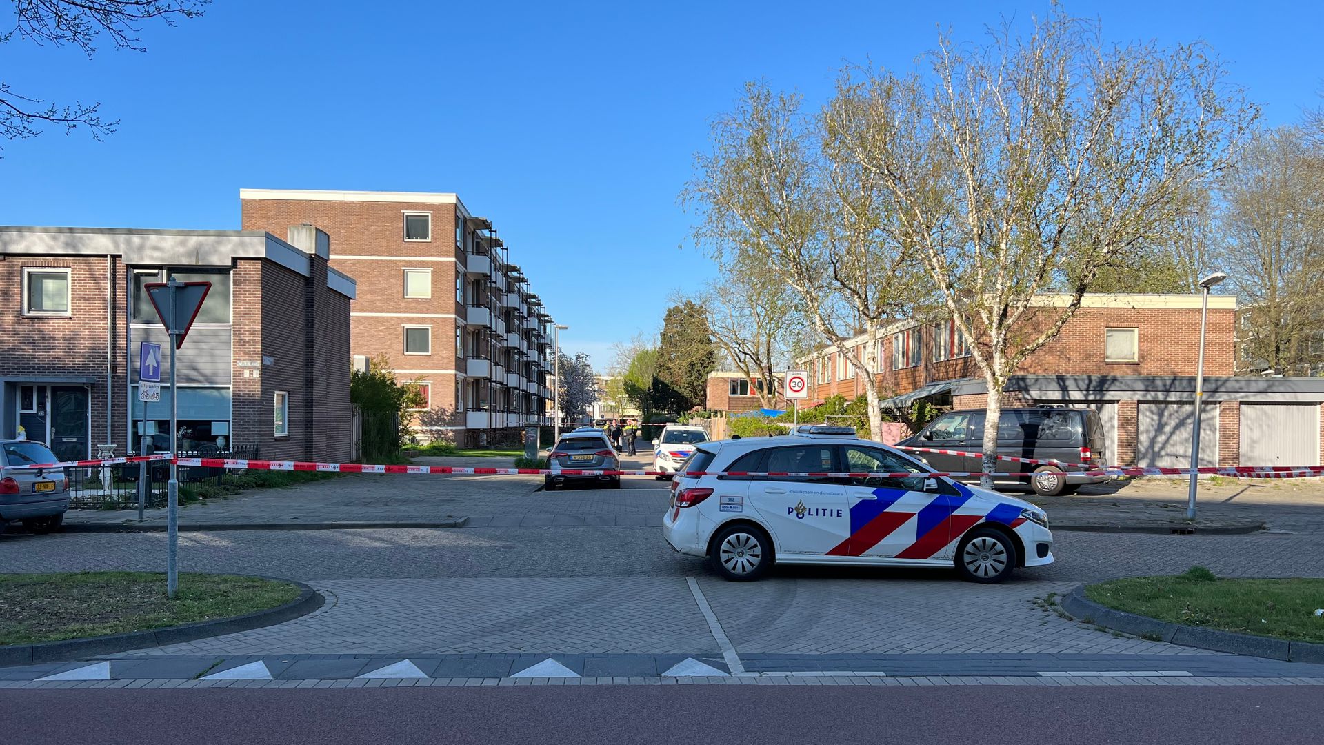 Politie Lost Waarschuwingsschoten Bij Aanhouding In Deventer - RTV Oost