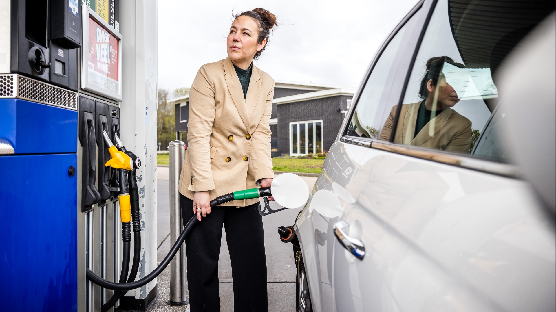 Lopend Vuur: Ondertussen laat ik de auto toch vaker staan