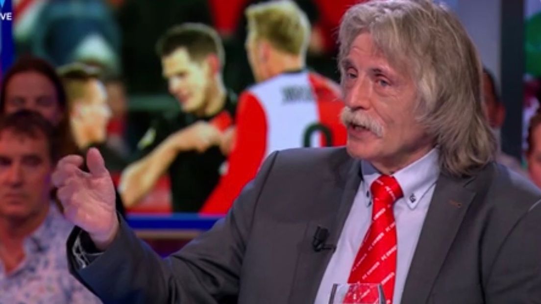 Johan Derksen met zijn FC Emmen-stropdas in Veronica Inside