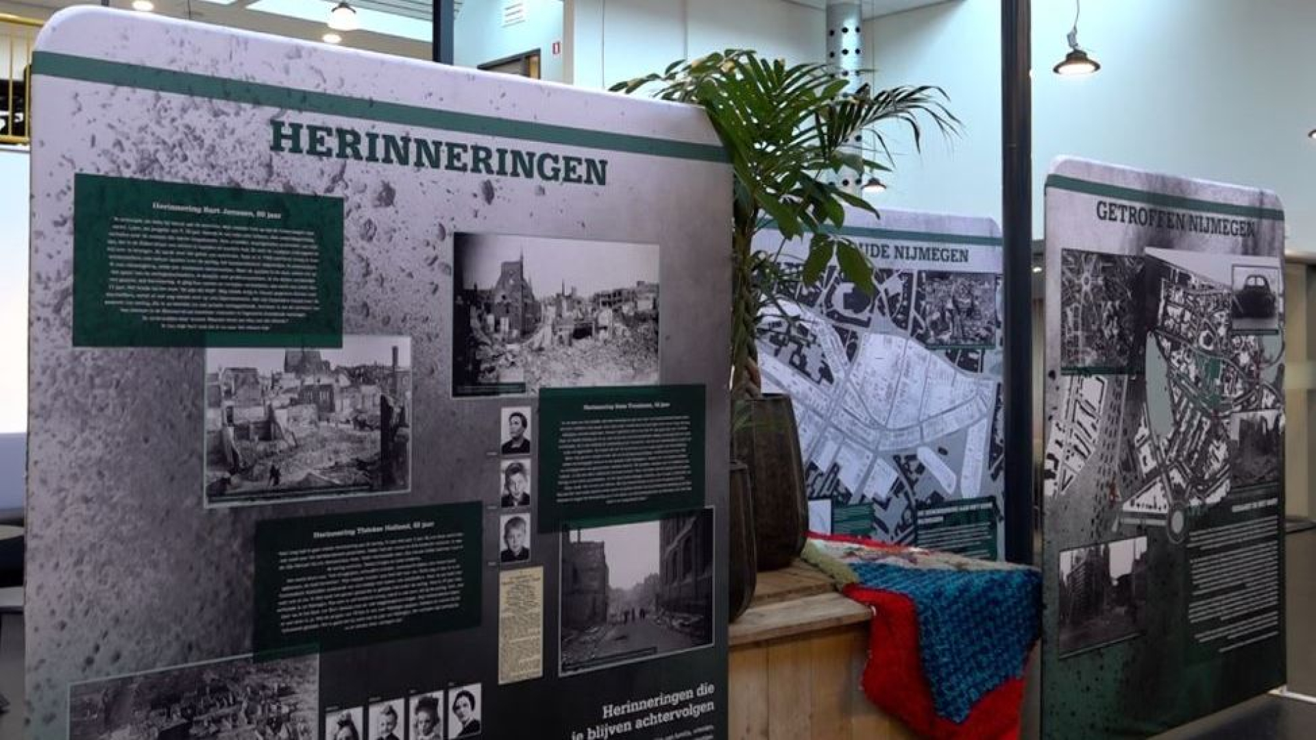 Expositie bombardement.