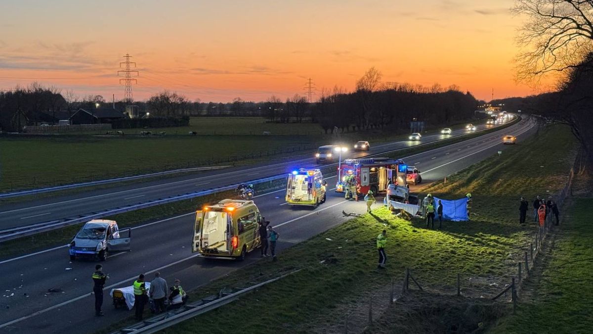 Meerdere gewonden na ernstig ongeval A18, snelweg dicht