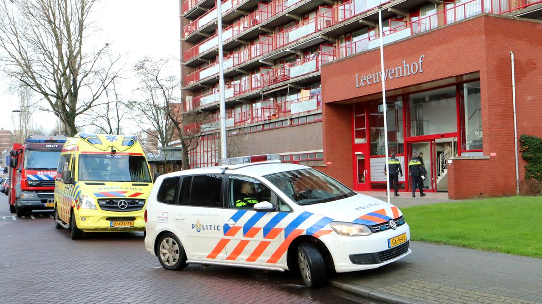 Verdacht pakketje op Aart van der Leeuwlaan in Delft