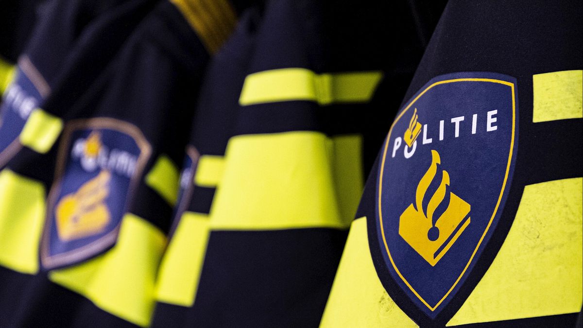 Politie slingert 20 bestuurders op de bon in Welsum, 3 rijbewijzen afgenomen