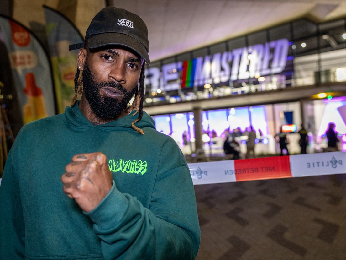 L’entraîneur personnel Reniel Renato David Litecia est intervenu lors de sa formation.