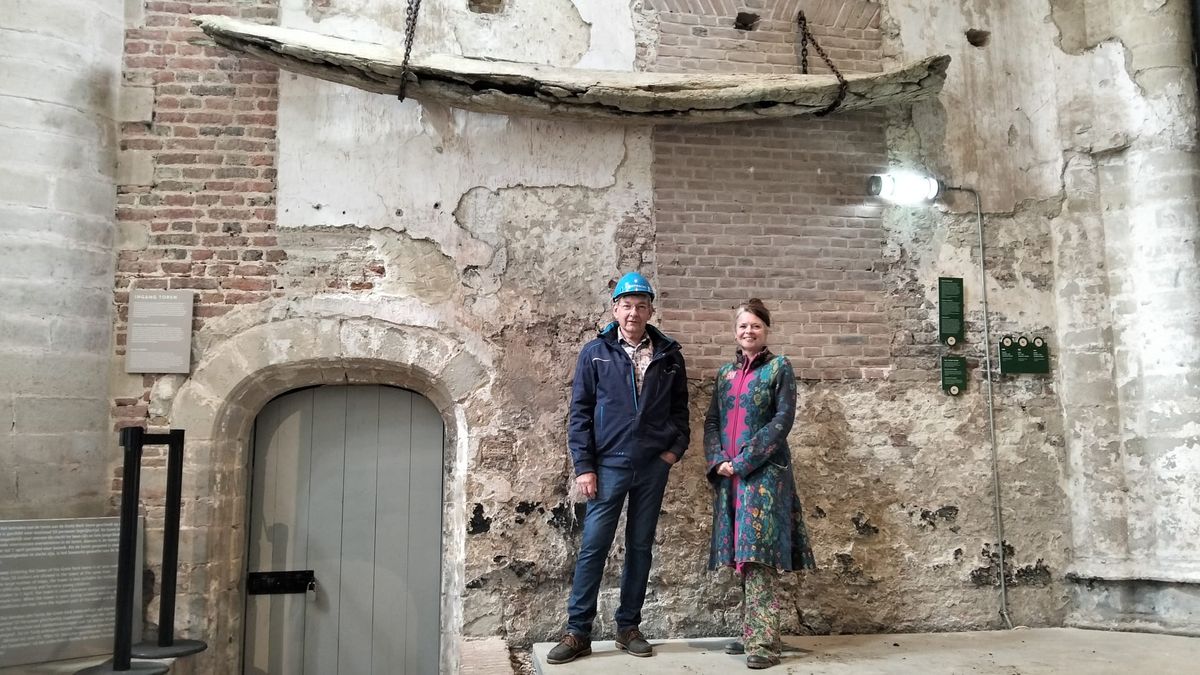 Dubbel zien in Veere: walviskaak hangt binnen én buiten