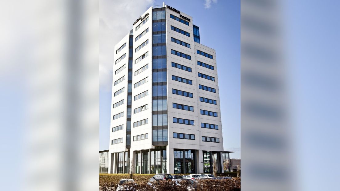 Het hoofdkantoor van Ottenschot in Almelo. Het letselschadebureau gaat landelijk aan de slag.