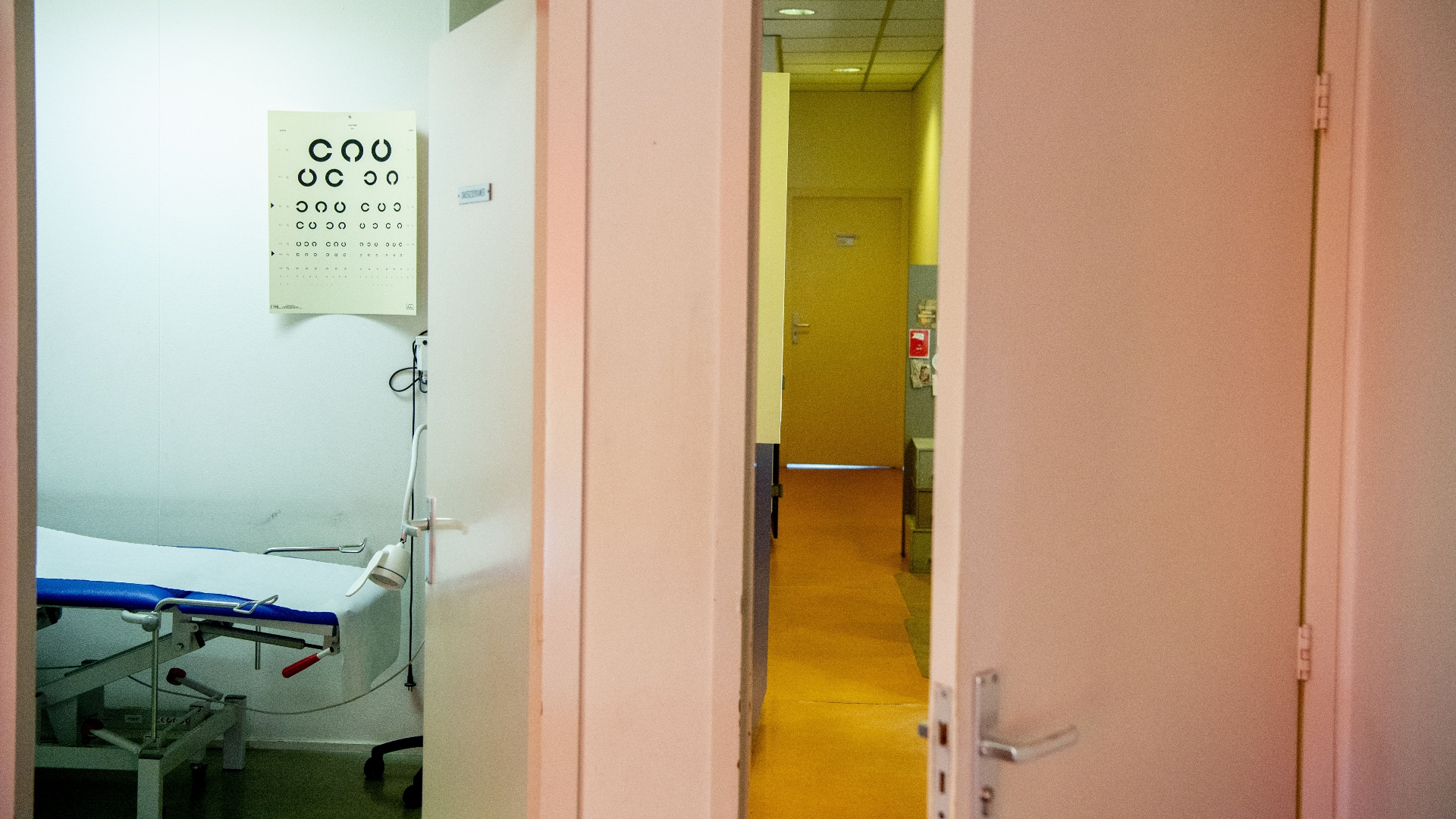 Veel vrouwen wordt bij de huisarts de deur gewezen