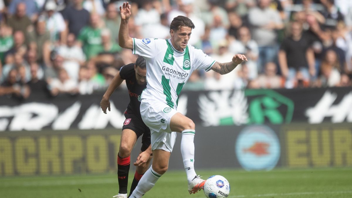 Het spelbeeld blijft onveranderd, maar na rust nog geen grote kansen (2-2)
