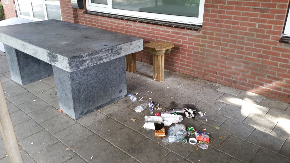 Vernielingen terras Haaksbergen