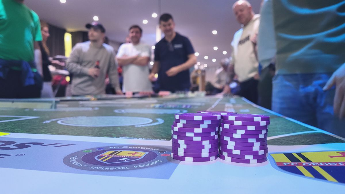 Spelregels voetbal getest aan roulettetafel: 'Respect krijgen voor scheidsrechters'