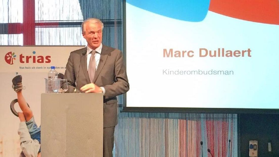 Kinderombudsman Marc Dullaert op congres van Trias