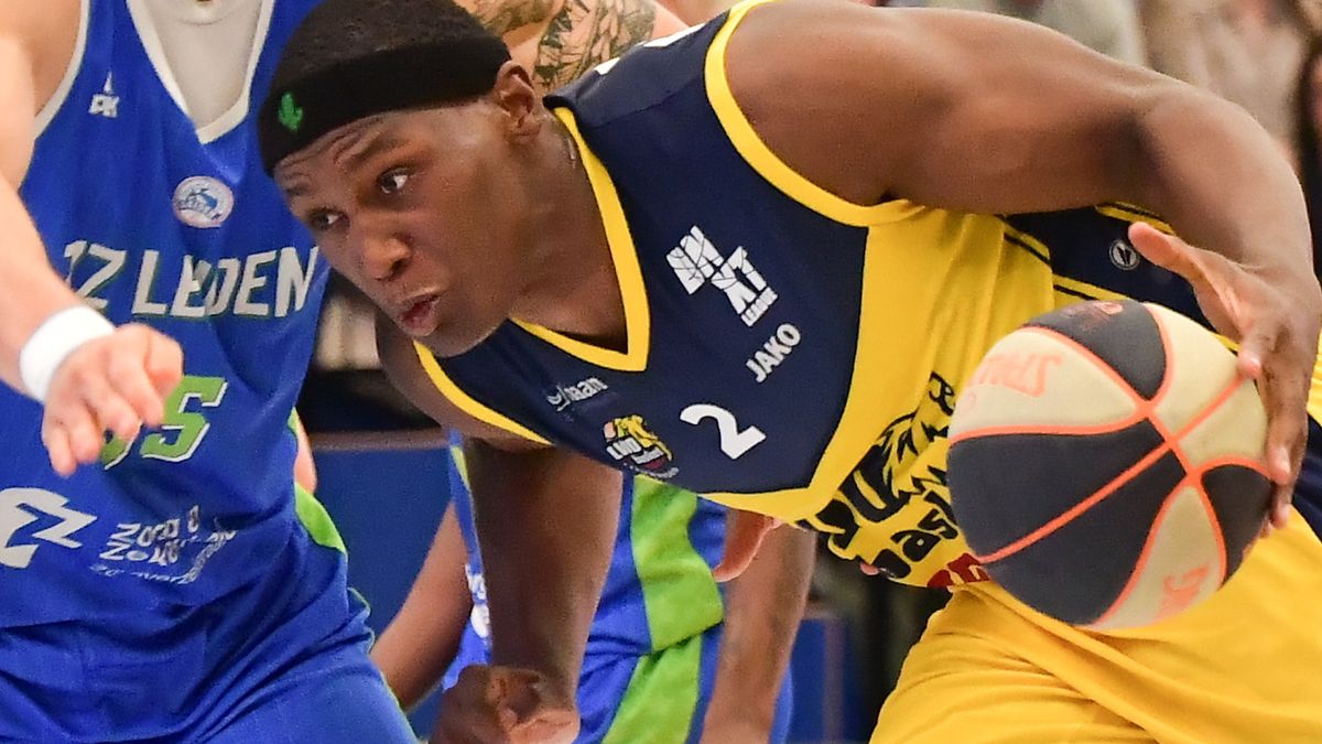 LWD Basket nog in leven: Leeuwarders dwingen vierde wedstrijd af tegen Leiden