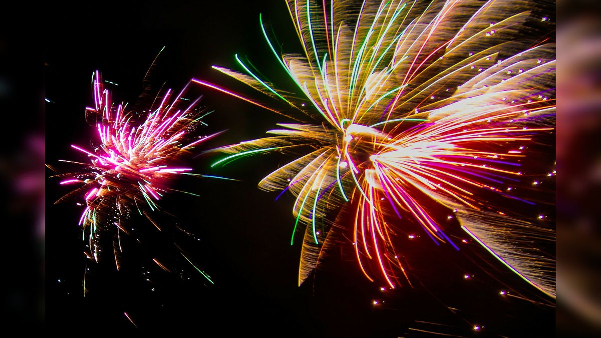 In de rij voor een oliebol, branden in Arnemuiden en hulpverleners staan klaar: dit is oudjaar in Ze