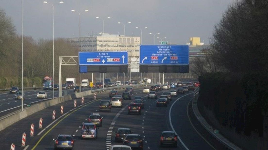 Snelweg A27 bij Utrecht
