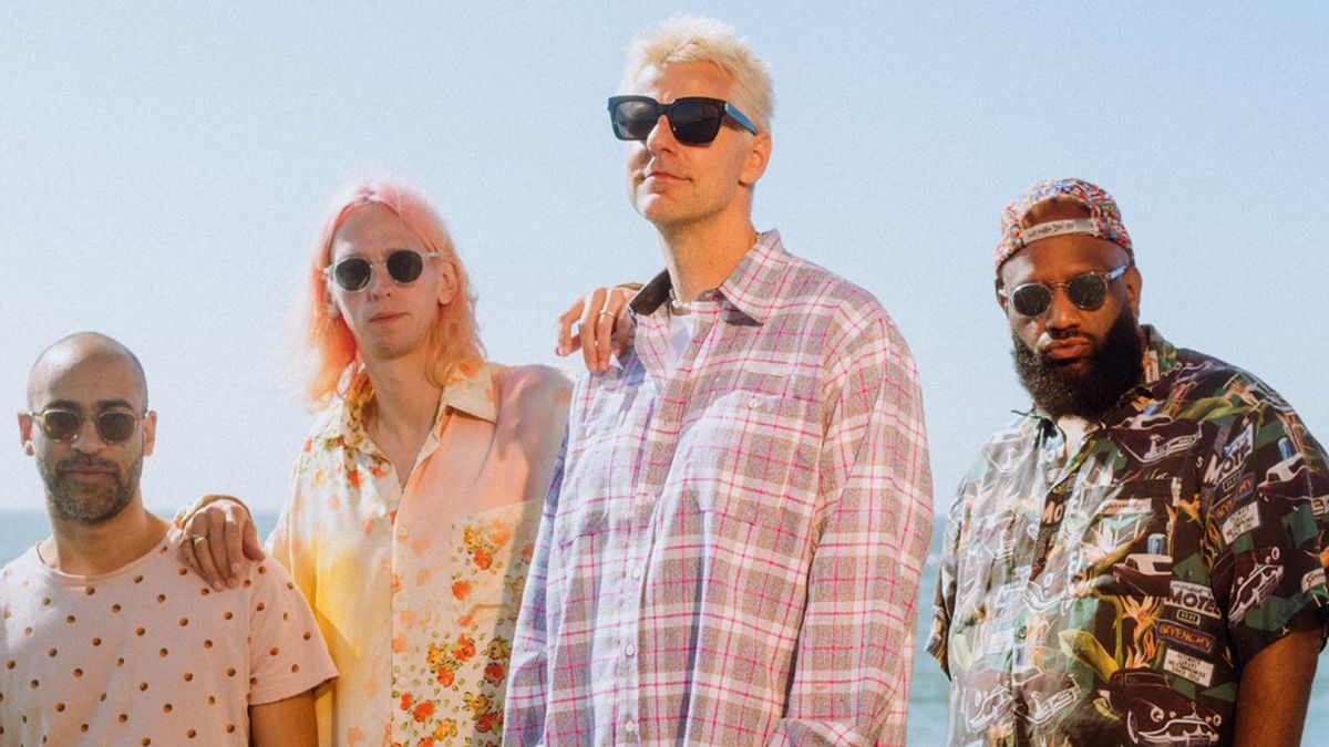 In Het Volkspark maakt line-up bekend: DI-RECT en Roxy Dekker naar Enschede