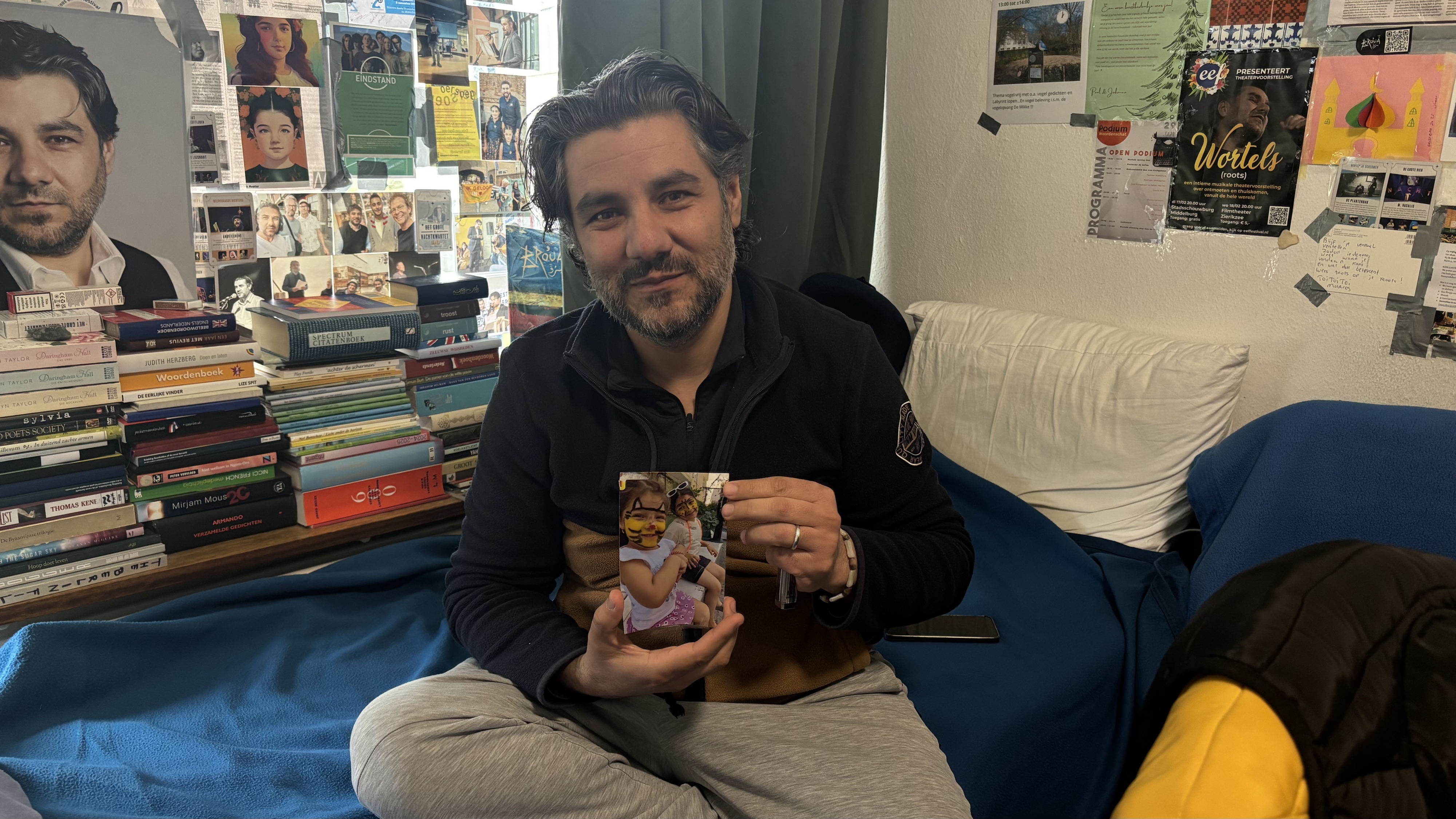 Vluchteling Rezan al elf dagen in hongerstaking; 'Syrië is voor mij niet veilig, zonder goed nieuws ga ik door'