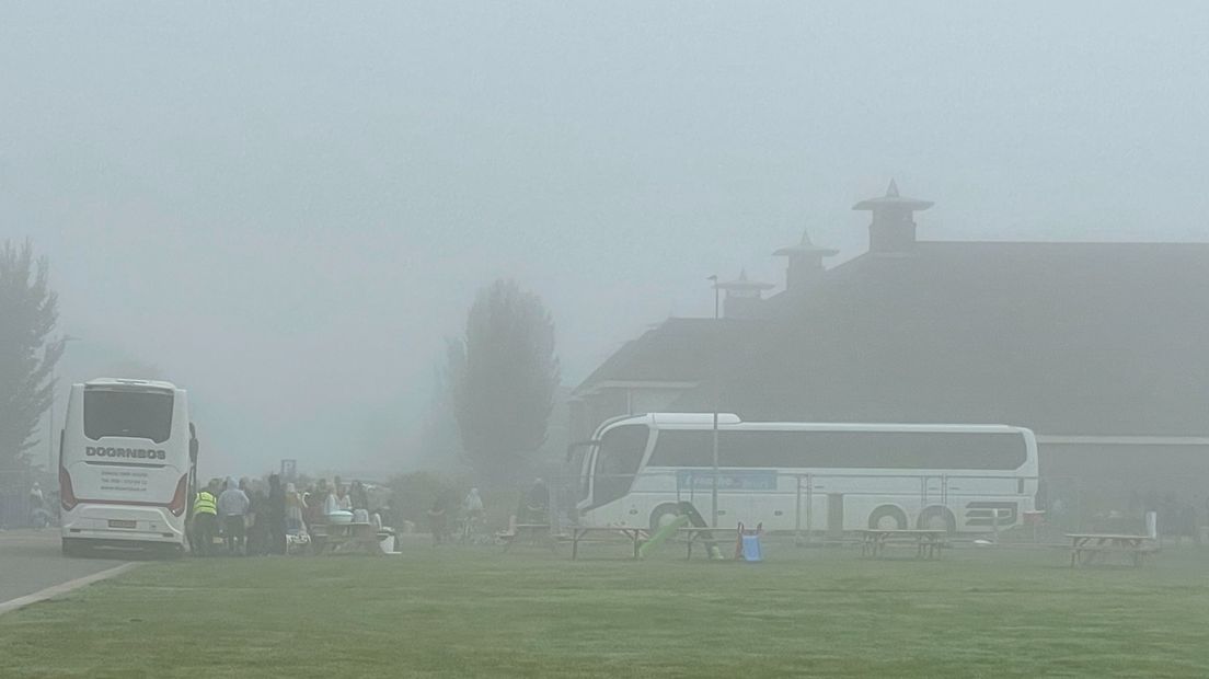 Afghanen maken zich klaar voor vertrek uit Zoutkamp