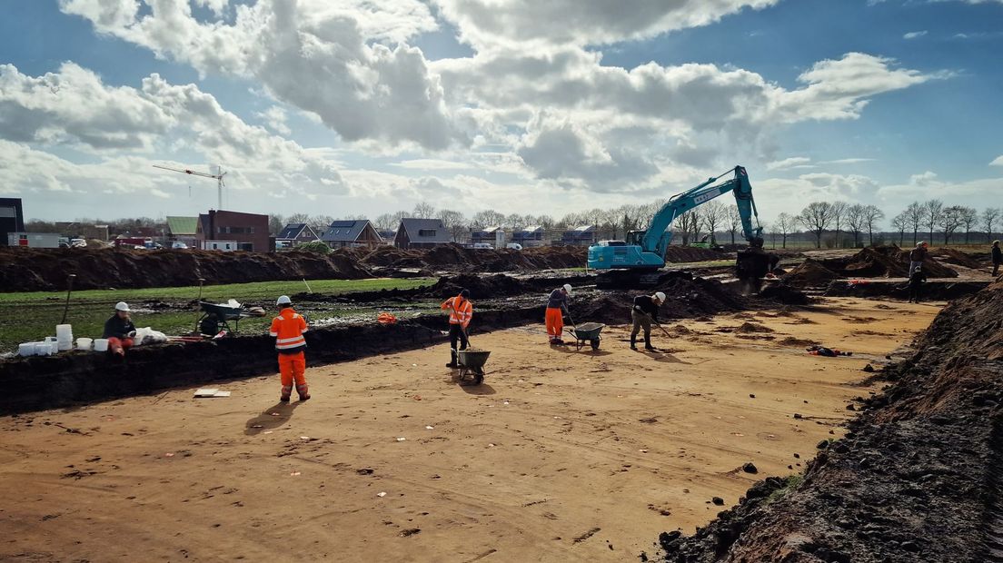 Archeologen leven zich uit op de Daalkampen