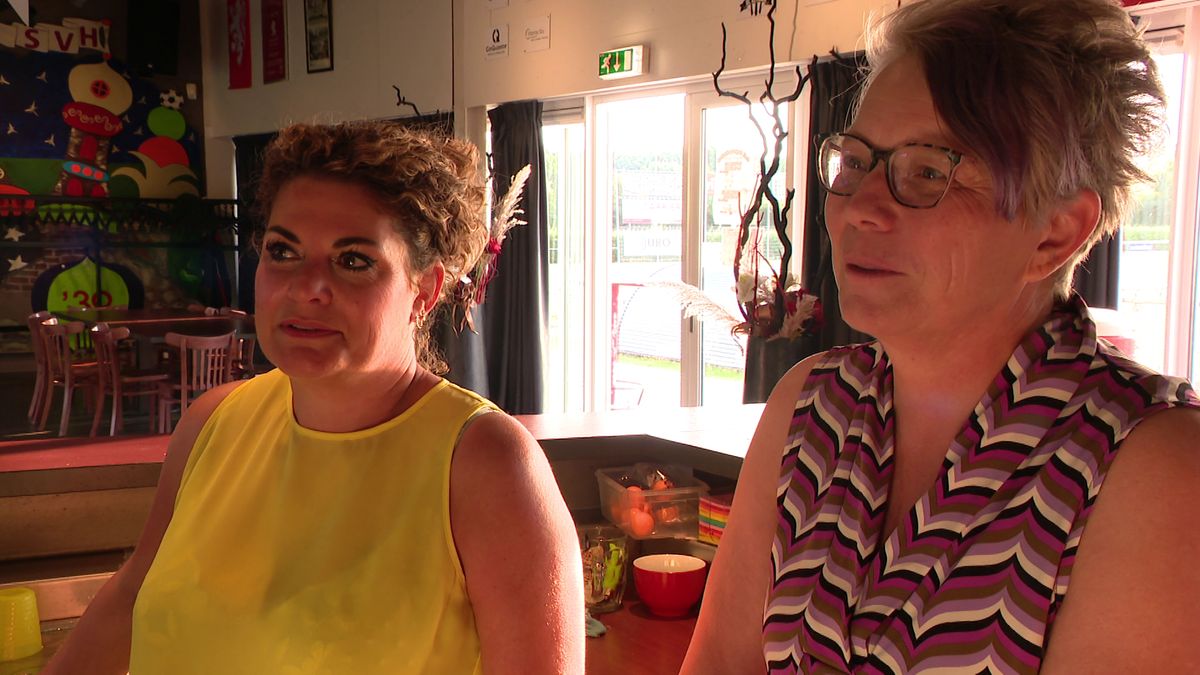 Óngerwaeg vermaakt zich op de boeksjuufbaan in Herkenbosch