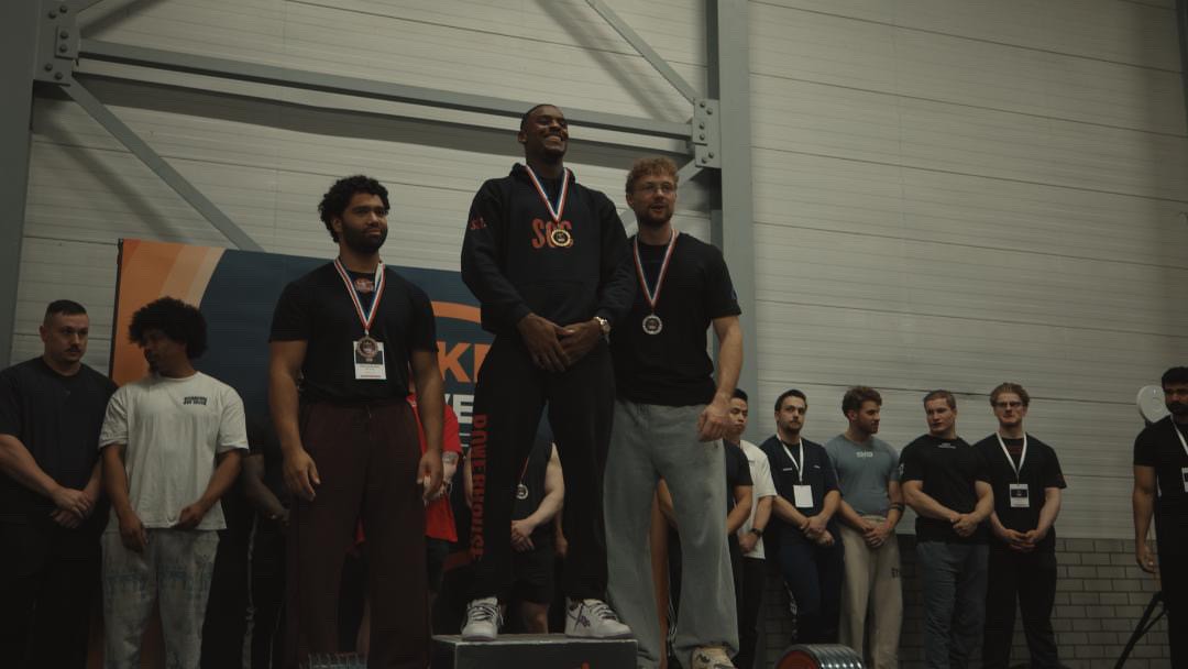 Joshua (23) uit Middelburg tilt 305 kilo en is Nederlands kampioen deadliften: 'Ik wil het record gaan verbreken'